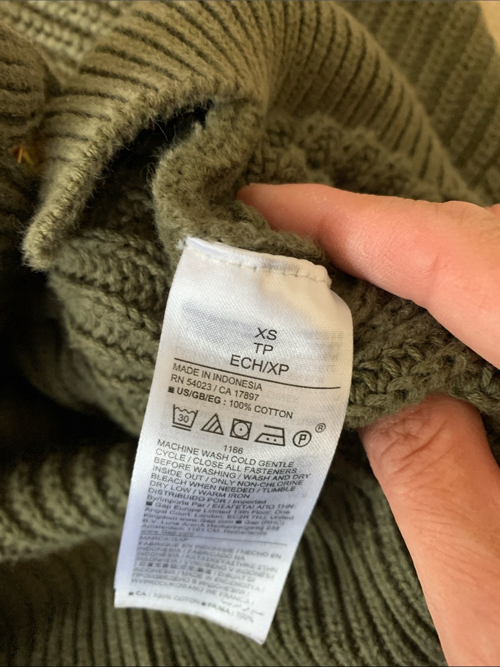 GAP Olive Ribbed Button-Front Cardigan - Picture 4 of 4